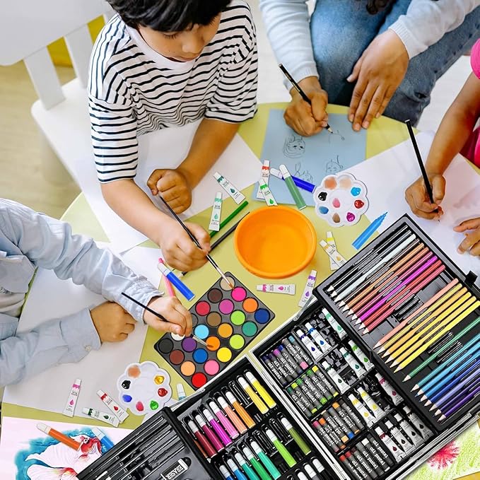 Creativity with the Ultimate 145-Piece Deluxe Art Set for Boys & Girls Correctors
