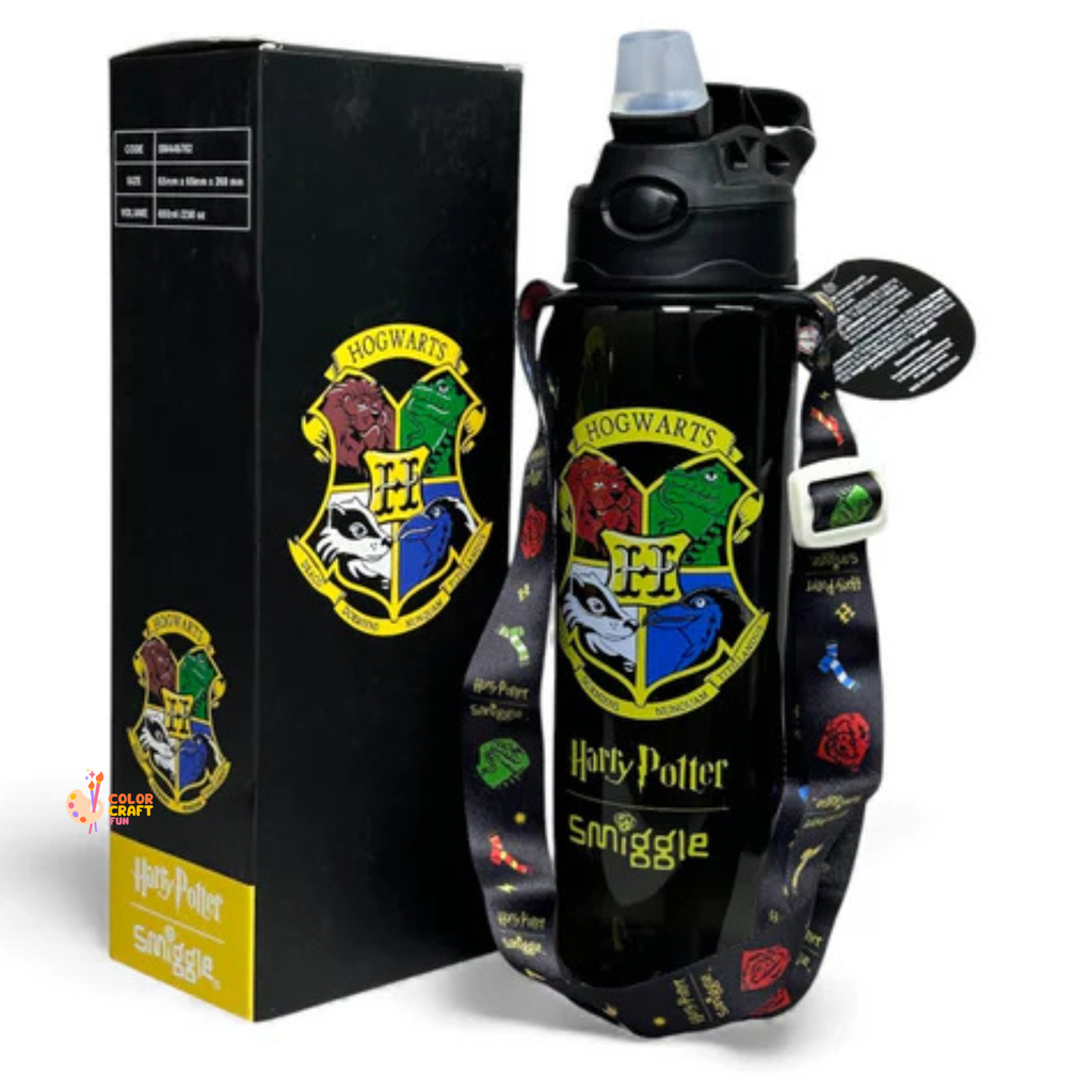 Smiggle Orignal Harry Potter Plastic Water Bottle 680 ml With Side Hanging Strap