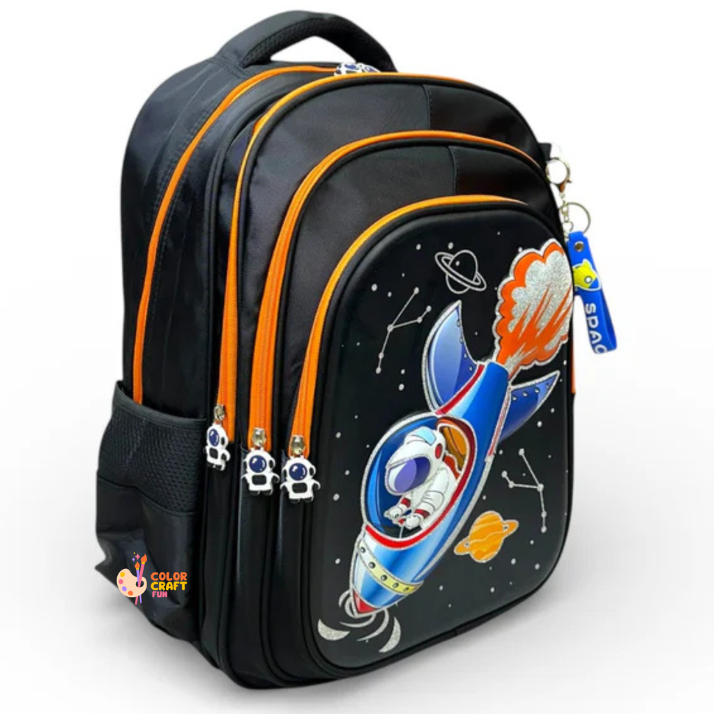 18 Inch 3D Space Astronaut School Bag For Grade 4 Till 8 Boys ( With Keychain )