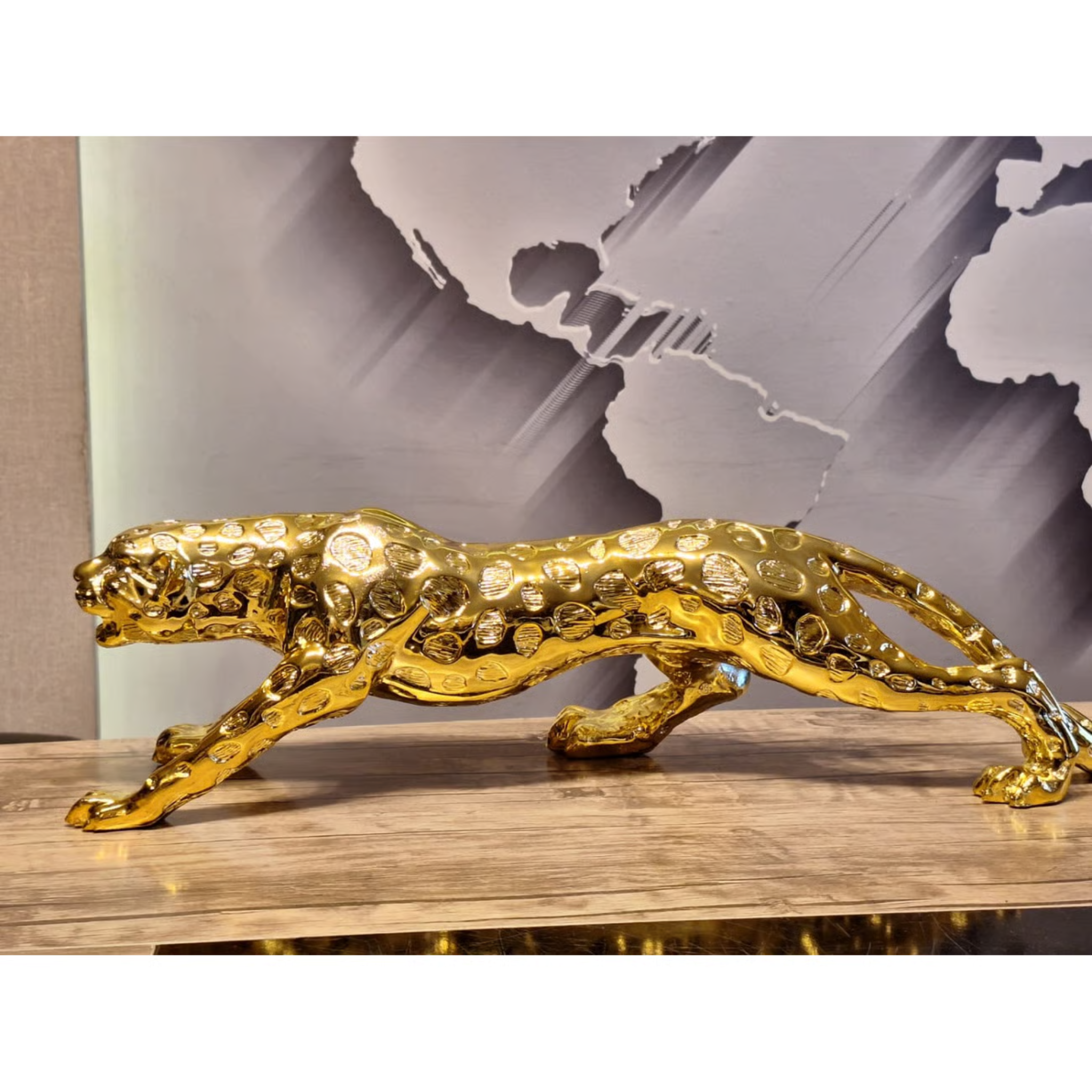 decrative Golden Metal Leopard Statue with golden stand