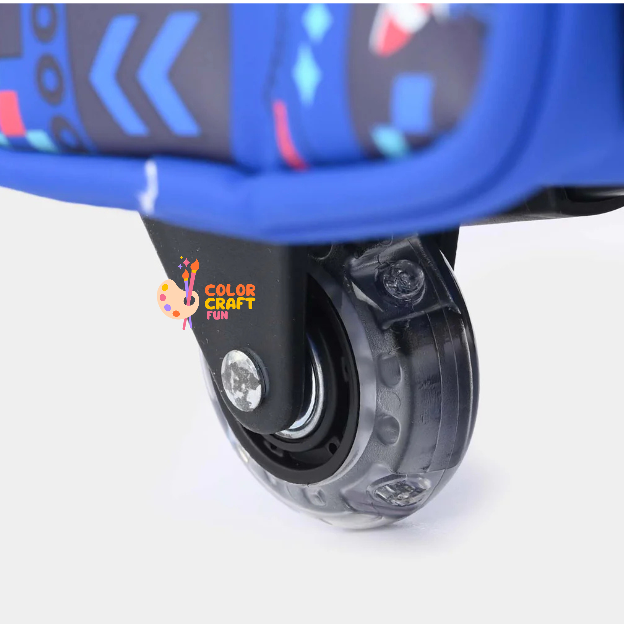 Orignal Smiggle Rolling Backpack/Trolley Bag for Kids SONIC  size 19inch